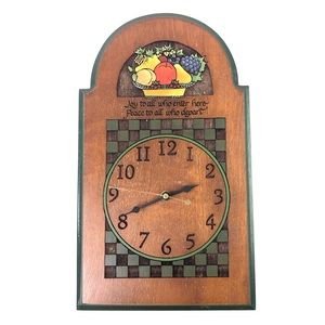 1992 Woodcut Engraved Wall Clock Round Arch Top Fruit Sage Green Edge Home Decor